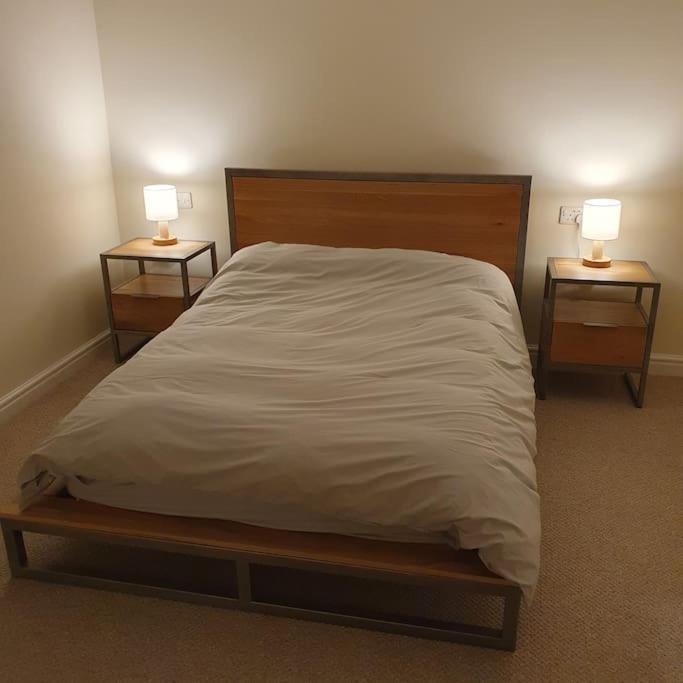 Churstonbnb, Private Flat Within Family Home, Bolton Lostock المظهر الخارجي الصورة
